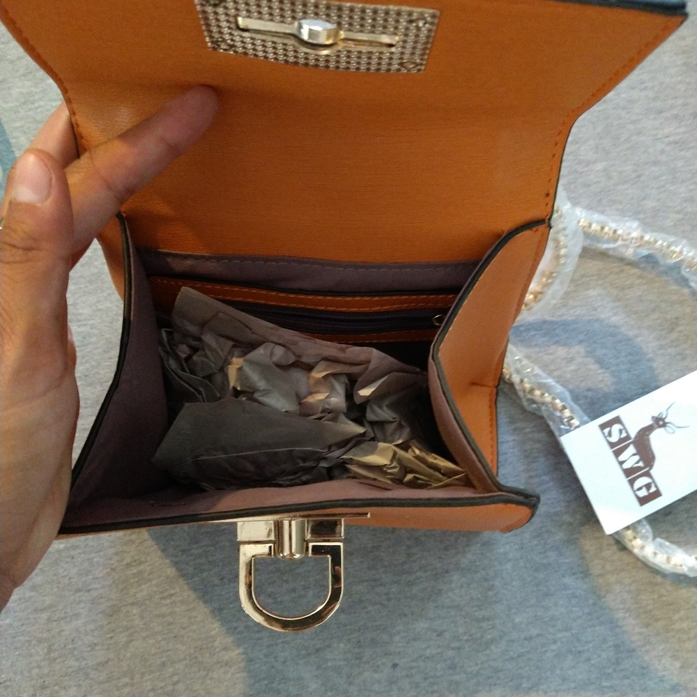 Hand bag - Picture 2 of 3